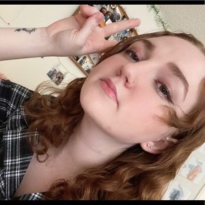 Meet your Posher, Kaya